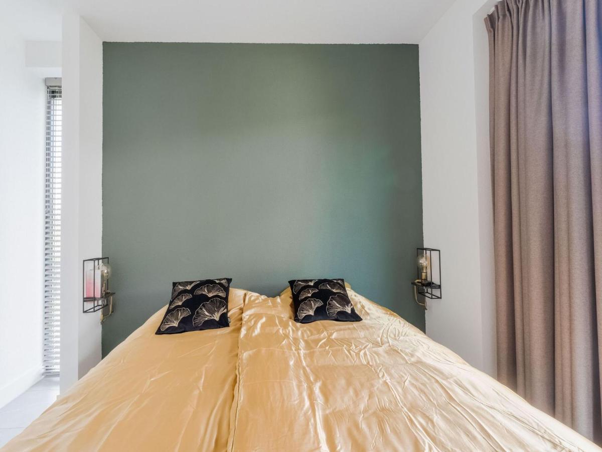 Swanky Villa In Zeewolde With Garden Ngoại thất bức ảnh