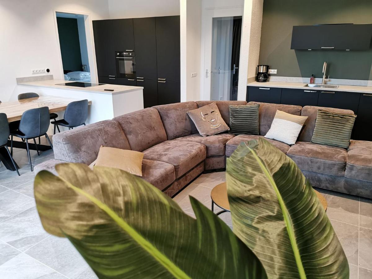 Swanky Villa In Zeewolde With Garden Ngoại thất bức ảnh